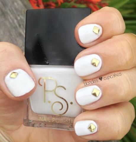 white.gold.nails