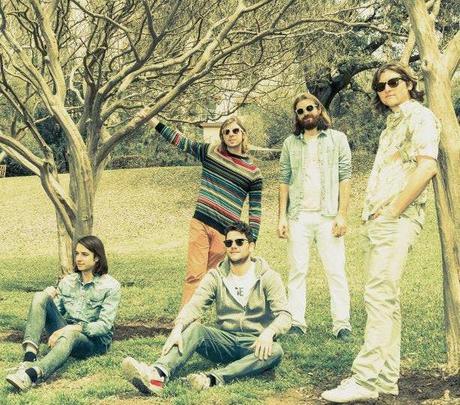 cheerleder TAKE A TRIP WITH CHEERLEADERS PERFECT VISION [PREMIERE]