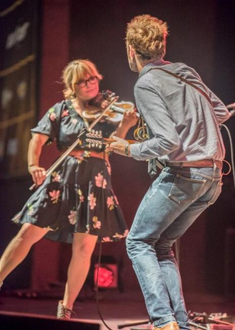 Nickel Creek Prospect Park Bandshell 7 25 14 5 of 12 568x800 NICKEL CREEK PERFORMED AT THE PROSPECT PARK BANDSHELL [PHOTOS]