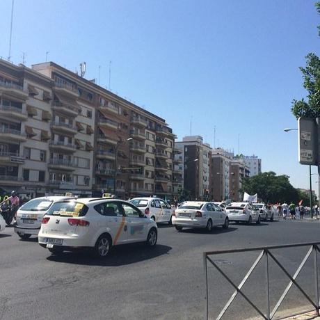 Taxi Protests and Birds Eye Views – Seville, Spain 10547598_10100123029095955_8829653177261893252_n