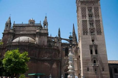 Taxi Protests and Birds Eye Views – Seville, Spain 10574219_10100128516983185_1440523733318173543_n