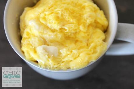 Easy Scrambled Eggs in a Mug (Even a Kid Could Do It!) Easy Scrambled Eggs in a Mug
