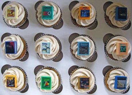Go Back To School With Textbook Cupcakes