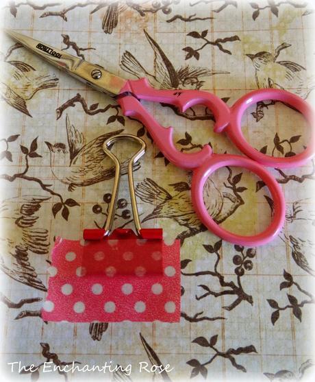 Charming  DIY  by  Stephanie  from  The  Enchanting  Rose