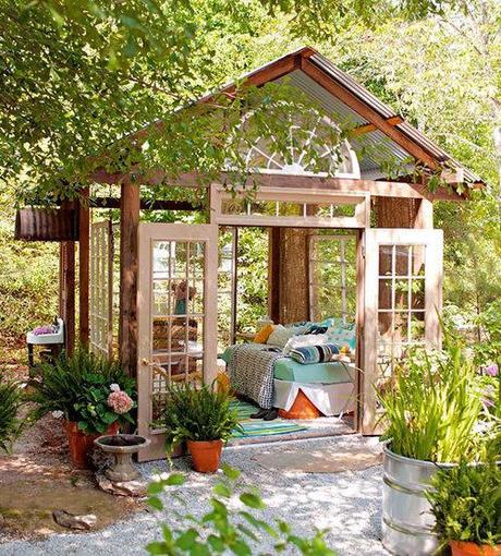 Top FIVE Fun Tree House Designs and Garden Spaces Top FIVE Fun Tree House Designs and Garden Spaces