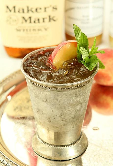 Honey Peach Mint Julep | Creative-Culinary.com