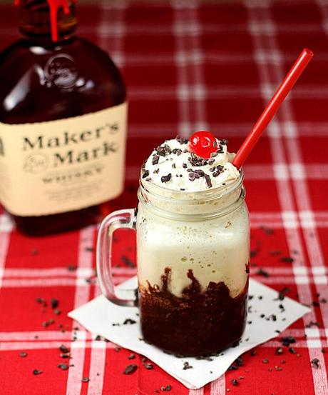 bourbon-hot-chocolate-milkshake