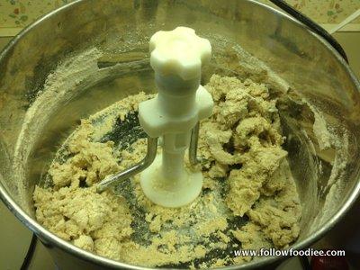 HOW TO KNEAD ATTA  ( CHAPATI DOUGH ) IN WET GRINDER