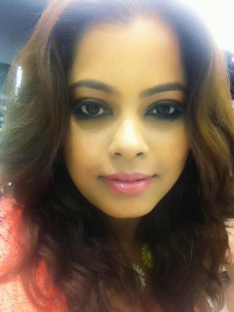 Getting a Makeover at MAC, Quest Mall, Kolkata