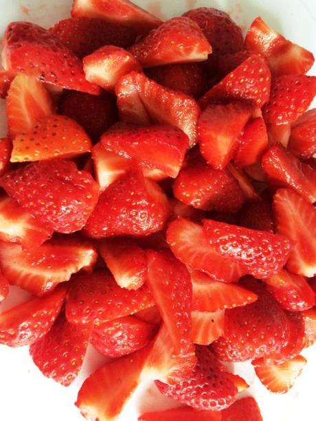 fresh british quartered strawberries jam recipe