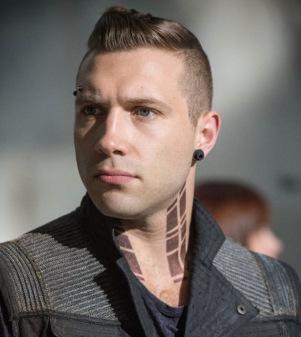 Divergent (2014) eric