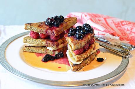 Hemp Fourteener Oat Fruit French Toast