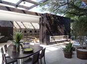 Spaces That Neither Indoors Completely Outdoors