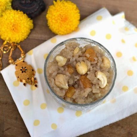 Bellam Payasam (Dairy-free Rice Pudding with Jaggery) 