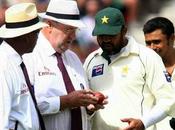 Demoralised India Play Oval; Gavaskar 221; Chandra's Forfeiture