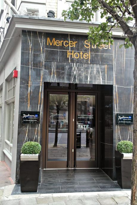 Hotel Review: Radisson Blu Mercer Street, London