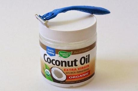 Shaving with Coconut Oil? Remedies for Sensitive Skin