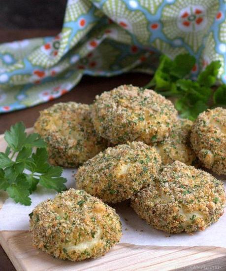 Leftover Mashed Potato Cakes  |  thecookspyjamas.com