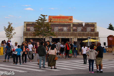 Leah Daniels at the 2014 CNE Northern Comfort Saloon CNE Northern Comfort Saloon