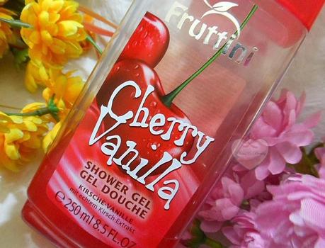Fruttini Cherry Vanilla Shower Gel : Review, Swatch