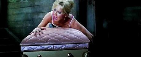 Tara Buck on Ginger’s scream and best scenes in True Blood tarabucktruebloodcoffin