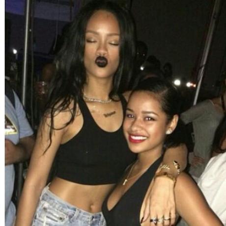 Rihanna Spotted At Drake Vs. Lil Wayne Concert