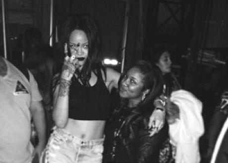 Rihanna Spotted At Drake Vs. Lil Wayne Concert