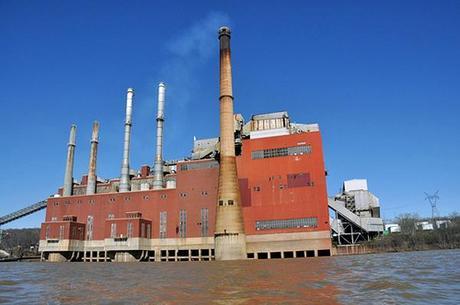 Duke Energy’s Beckjord coal plant, New Richmond, Ohio. Photo credit: Brett Ciccotelli