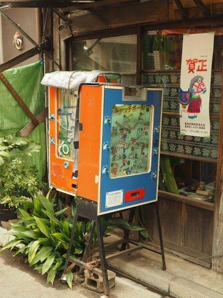 P1050061 再開発に消えゆく下町，東池袋 / Higashi Ikebukuro, unpretentious streets and houses are disappearing