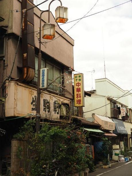 P1050057 再開発に消えゆく下町，東池袋 / Higashi Ikebukuro, unpretentious streets and houses are disappearing