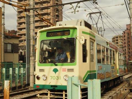 P1050100 再開発に消えゆく下町，東池袋 / Higashi Ikebukuro, unpretentious streets and houses are disappearing