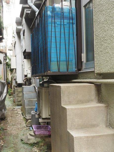 P1050031 再開発に消えゆく下町，東池袋 / Higashi Ikebukuro, unpretentious streets and houses are disappearing