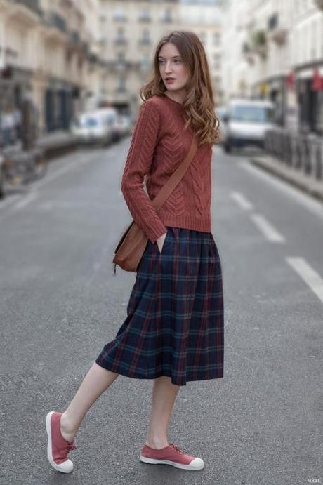 plaid-skirt-cable-knit-sweater-vogue-taiwan