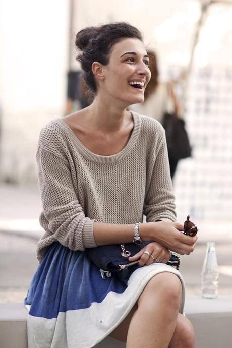 chunky-sweater-circle-skirt-the-sartorialist