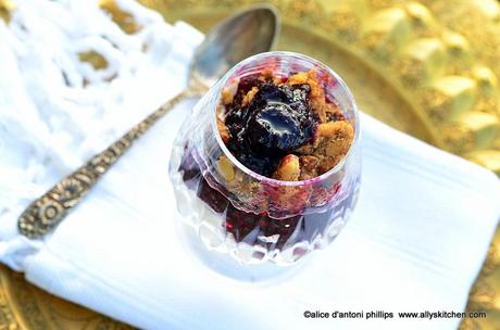 ~blueberry & rhubarb compote & crumbles~