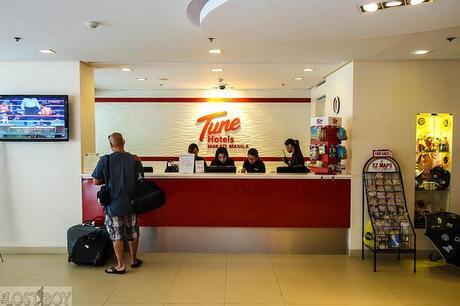 Tune Hotel Makati: Centrally-Located Value Accommodation