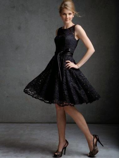 Aviva Dress :: A Website Review