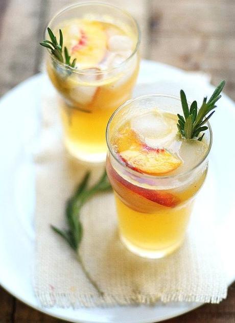 peach-cocktail