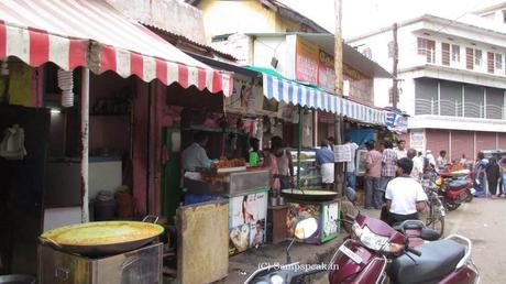 'lassi' and masala milk - selling hot - shops at Zambazaar.