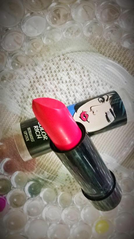 Street Wear Color Rich Ultra Moist Lipstick in Very Vampire & XoXo