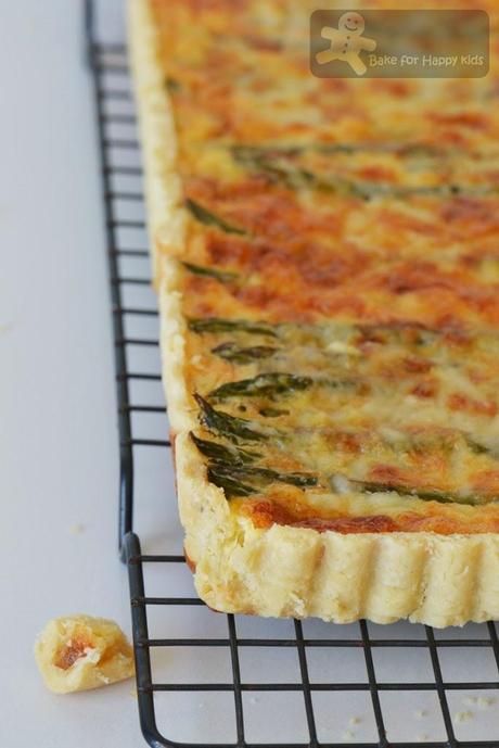 A Taste of Spring: Asparagus and Spring Onion Tart (Gordon Ramsay) A Taste of Spring: Asparagus and Spring Onion Tart (Gordon Ramsay)