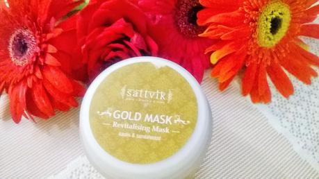 Sattvik Organics Revitalising Gold Mask Review