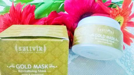 Sattvik Organics Revitalising Gold Mask Review