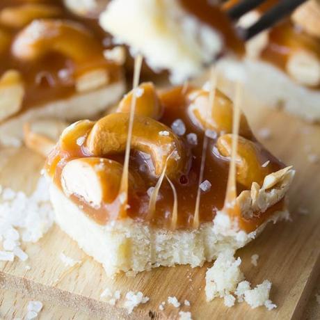 Salted Caramel Cashew Bars