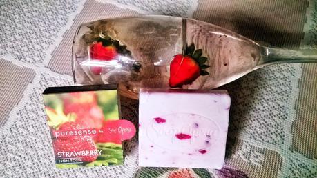 Puresense By Soap Opera Strawberry Soap Review