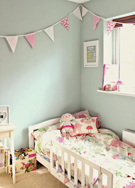 blue and pink toddler room