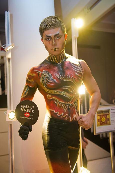 Body painting by Gloria Chin of Make Up For Ever Academy