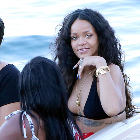 Rihanan Out & About In Italy