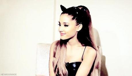 Ariana On Track To Move Between 150-200k Albums Ariana On Track To Move Between 150-200k Albums