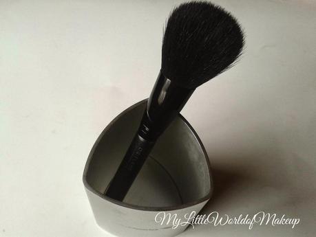 Oriflame Professional Powder Brush Review